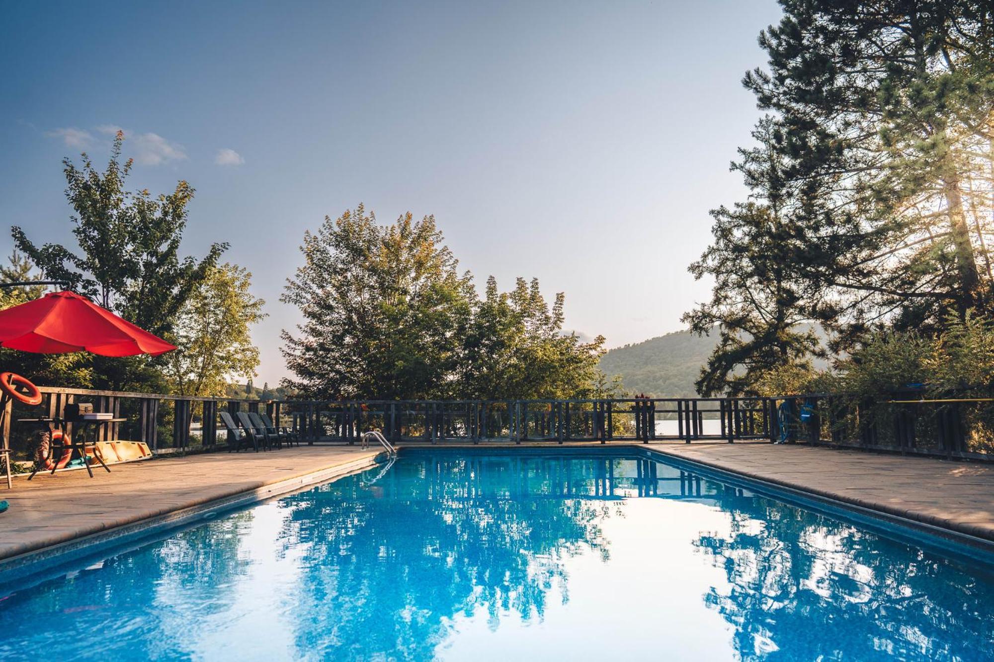 Lakefront Mountain View - Resort Loft Lac Superieur Exterior photo